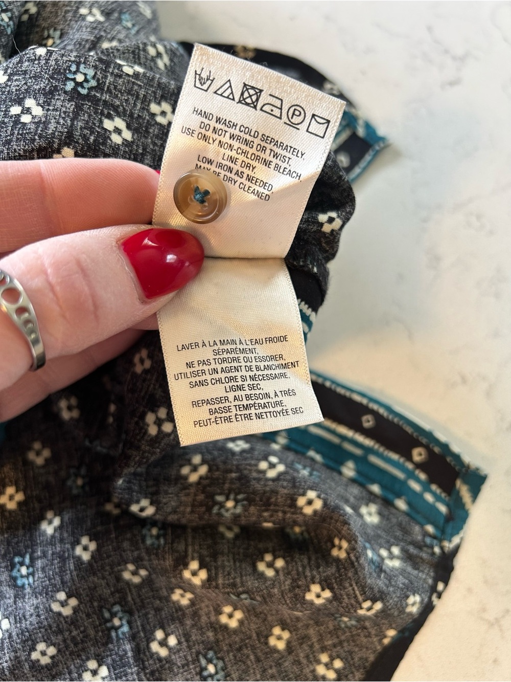 Anthropologie Akemi + Kin Black & Teal Sleeveless Button-Down Shirt - Picture 12 of 16